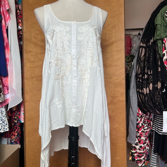 Free People Tops - Free People White Embroidered Sleeveless High-Low Tunic